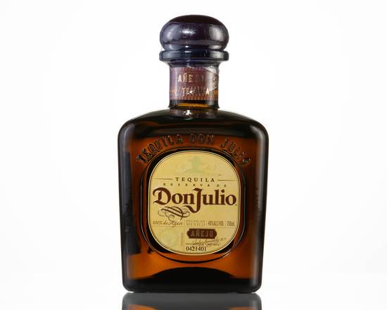 Order Don Julio Anejo, 750mL tequila (40.0% ABV) food online from Golden Ox Liquors store, Saint Augustine on bringmethat.com