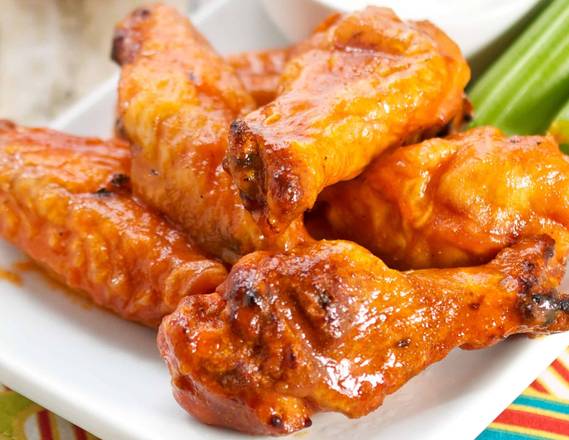 Order Chicken Wings (8 pcs.) food online from Nobhill Pizza & Shawerma store, San Francisco on bringmethat.com