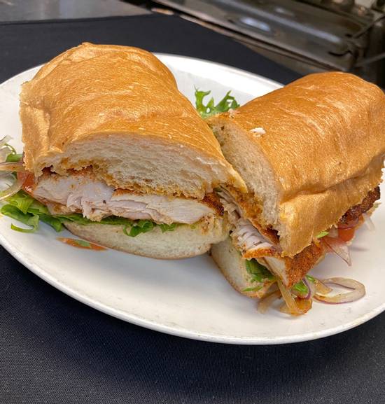 Order 310 Blackened Mahi Mahi Sandwich food online from 310 Lakeside store, Orlando on bringmethat.com