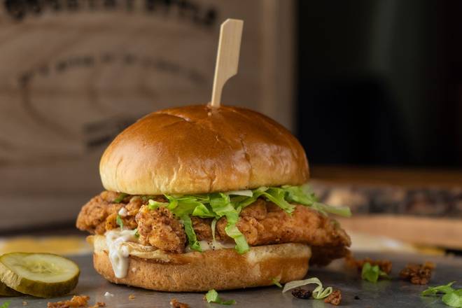 Order Crispy Chicken Sandwich food online from Sweet Lou store, Skokie on bringmethat.com