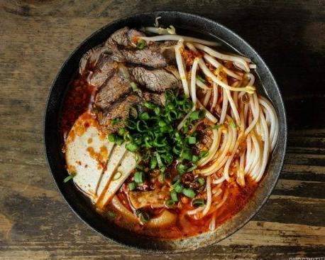 Order Spicy Beef Noodle food online from Green Bamboo Noodle House store, Cordova on bringmethat.com
