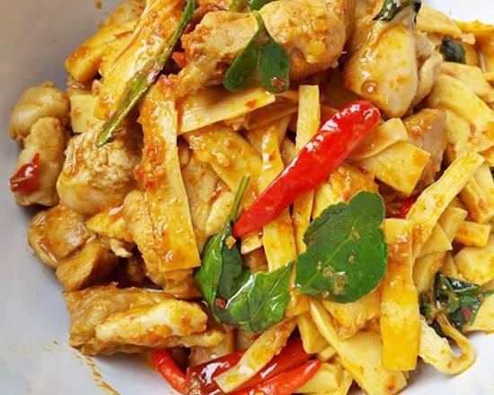Order Bamboo Dried Curry food online from Red basil thai kitchen store, Long Island City on bringmethat.com
