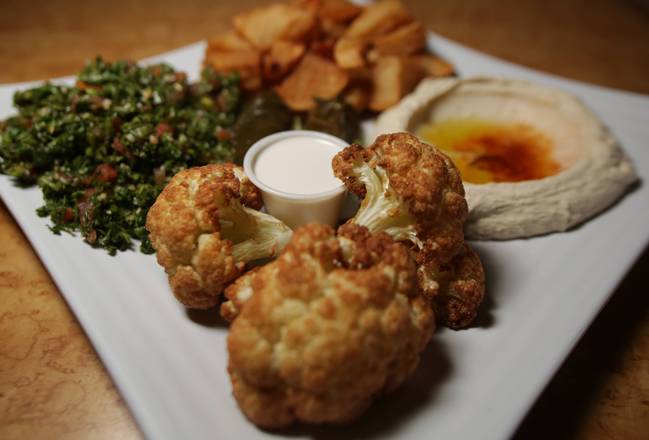 Order Veggie Plate food online from Cafe Layal store, HOUSTON on bringmethat.com