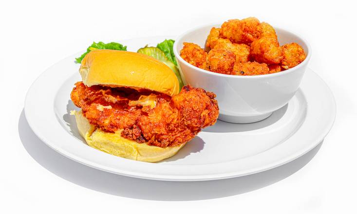 Order MEMPHIS SOUTHERN FRIED CHICKEN SANDWICH food online from Daily Eats store, Tampa on bringmethat.com