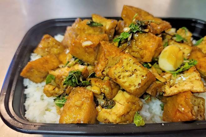 Order Kow Rad Ka Pow Tofu ** food online from Ka Pow Thai On Wheel store, Seattle on bringmethat.com