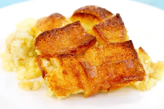 Order D2. Bread Pudding food online from Captain King's Seafood City store, Memphis on bringmethat.com