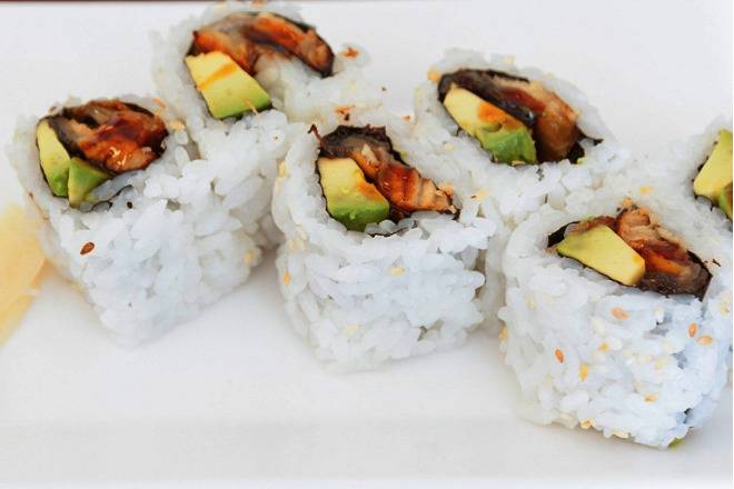 Order Eel Avocado Roll food online from Asakuma Sushi store, Beverly Hills on bringmethat.com