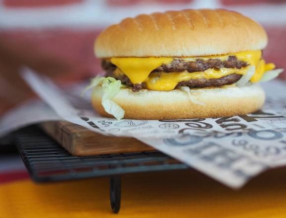 Menu double cheeseburger