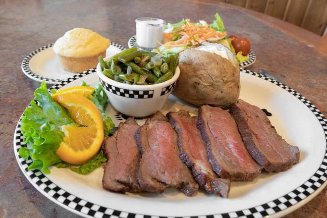 Order Santa Maria Tri-Tip Dinner* food online from Black Bear Diner store, Rohnert Park on bringmethat.com