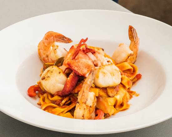 Order Fra Diavolo Lobster Fettuccini food online from Osteria Panevino store, Addison on bringmethat.com