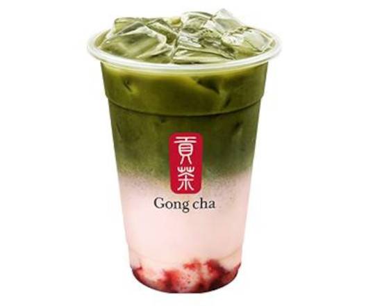 Milk Foam Strawberry Matcha Drink with Strawberry Pearls
