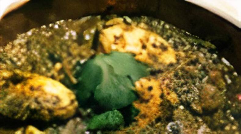 Order Chicken Saag food online from Maa Kitchen store, Jacksonville on bringmethat.com
