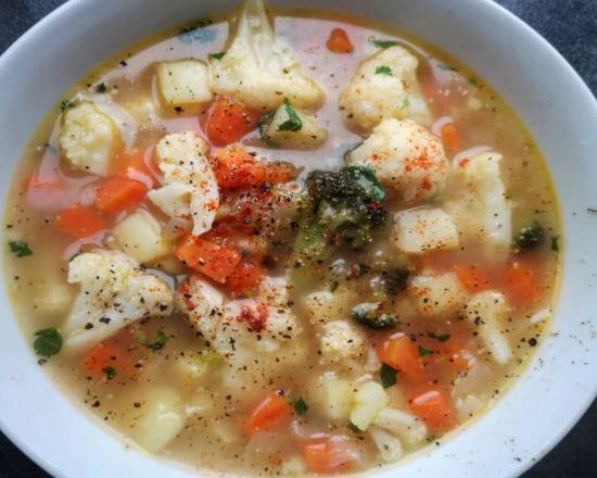 Order Vegetable Soup food online from Tandoorish Indian Cuisine Restaurant store, Houston on bringmethat.com
