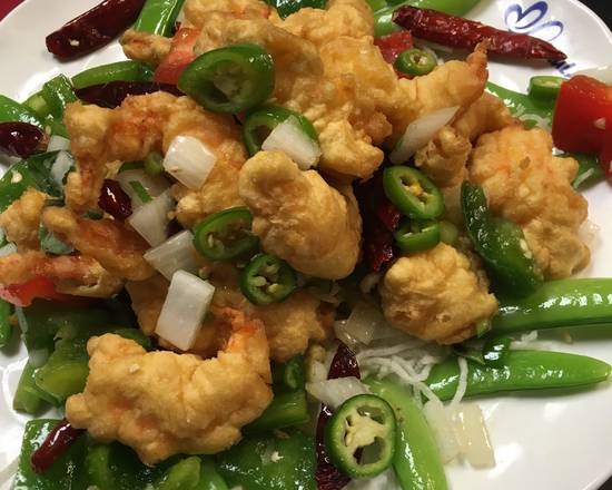 Order 53. Crispy Salt and Pepper Shrimp food online from Mulan Asian Bistro store, Memphis on bringmethat.com