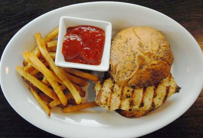 Order Kid's Chicken Sandwich and Fries food online from Cocina 214 store, Winter Park on bringmethat.com