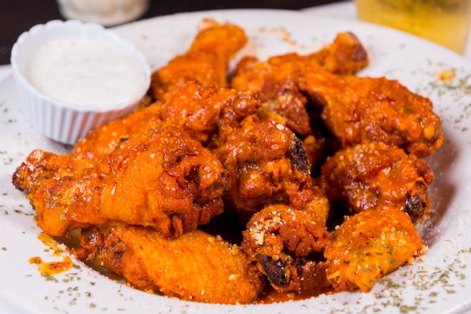 Order Wings food online from Emilios Pizzeria & Restaurante store, Saint Cloud on bringmethat.com