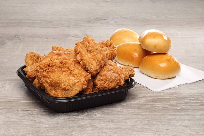 Order 8 Piece Whole Bird Box food online from Golden Corral Restaurants store, Corpus Christi on bringmethat.com