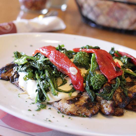 Order Grill Chicken Broccoli Rabe Platter food online from Mama Theresa's store, Westbury on bringmethat.com
