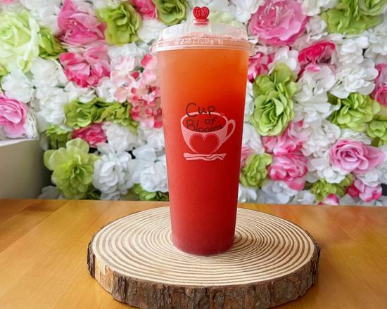 Order Strawberry Grapefruit Tea food online from Cup Of Blooms store, San Mateo on bringmethat.com