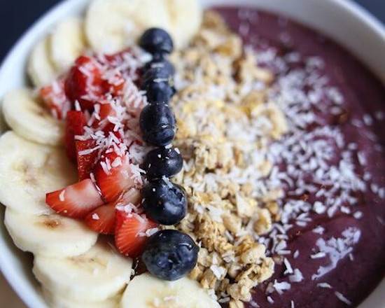 Order Organic Açai Bowl food online from Dale Arepa Bar & Healthy Bistro store, Miami on bringmethat.com