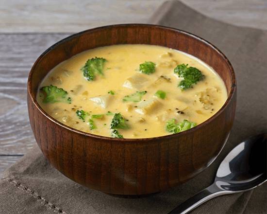 Order Zuppa of the Day food online from Giardino Gourmet Salads store, Miami on bringmethat.com