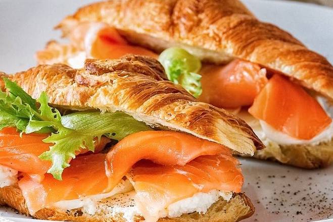 Order SALMON CROISSANT food online from Amore Pizzeria store, Clearwater on bringmethat.com