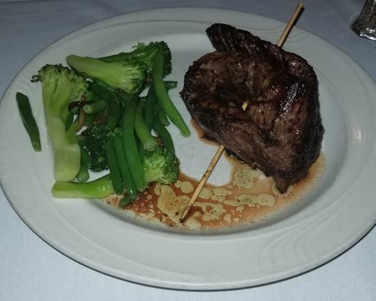 Order Skirt Steak Special food online from Dante's Place Restaurant-Pizza store, Leonia on bringmethat.com
