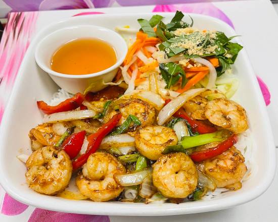 Order B10. Lemongrass Shrimp food online from Pho Binh Minh store, Maple Valley on bringmethat.com