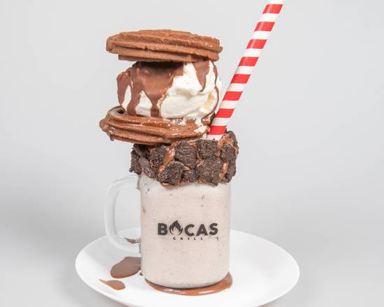 Order Oreo Churro Milkshake food online from Bocas Grill store, Miami on bringmethat.com