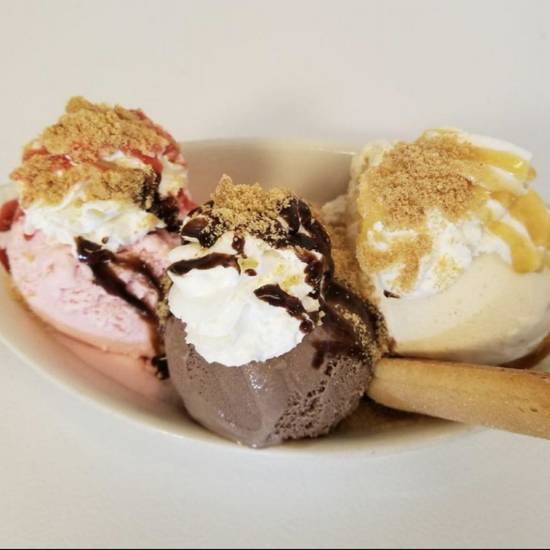 Order Tres Gracias Ice Cream food online from La Cubanita Pizzeria Corp store, Hialeah Gardens on bringmethat.com