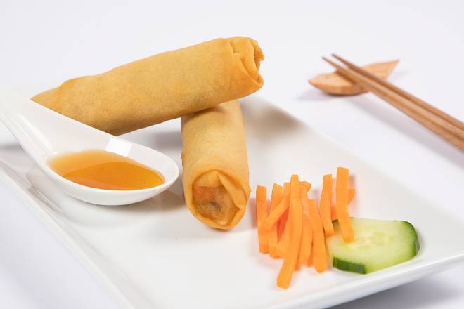 Order Vegetable Roll food online from Caracas Grill store, Trumbull on bringmethat.com