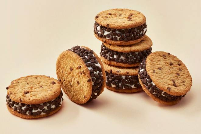Order Chipsters (6-pack) food online from Carvel store, Miami on bringmethat.com