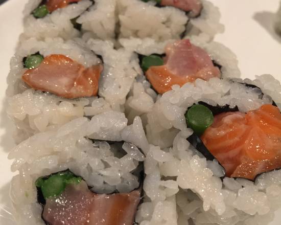 Order Gayle Roll food online from Samurai Sushi store, Heathrow on bringmethat.com