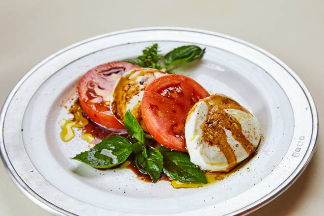 Order Mozzarella Caprese food online from Caffe Abbracci store, Miami on bringmethat.com