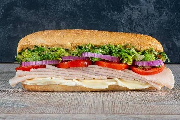 Order Turkey Breast Sandwich food online from Big Mama & Papa Pizzeria store, Northridge on bringmethat.com