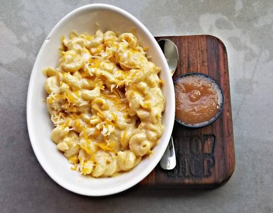Order Mac + Cheese food online from Chop Shop Casual Urban Eatery store, Englewood on bringmethat.com