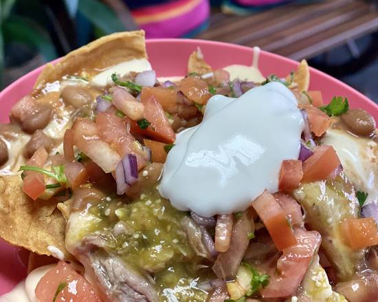 Order Nachos Locos food online from Jalapeños Mexican Eats store, Maitland on bringmethat.com