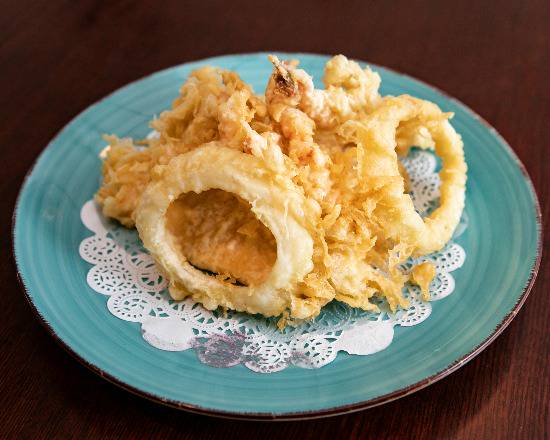 Order Calamari Tempura food online from Saito Japanese Steak store, Arlington on bringmethat.com