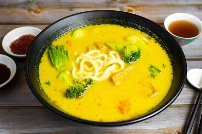 Order Curry Mixed Vegetables and Tofu Udon Soup food online from Enjoy Vegetarian Restaurant store, San Francisco on bringmethat.com