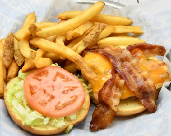 Order Chicken Sandwich food online from Joe's Crab Shack store, Corpus Christi on bringmethat.com