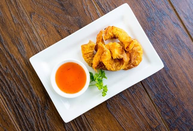Order Royal Shrimp food online from Celadon Thai Kitchen store, Los Angeles on bringmethat.com