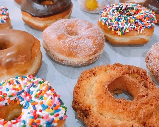 Order Single Donut food online from Donut King store, Kensington on bringmethat.com