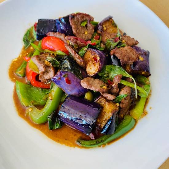 Order 38. Spicy Eggplant food online from Hot Thai Restaurant store, Los Angeles on bringmethat.com