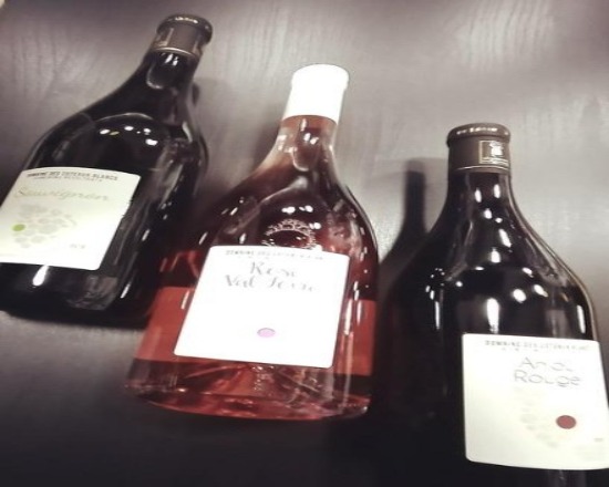 Lot de 3 bouteilles de Vin