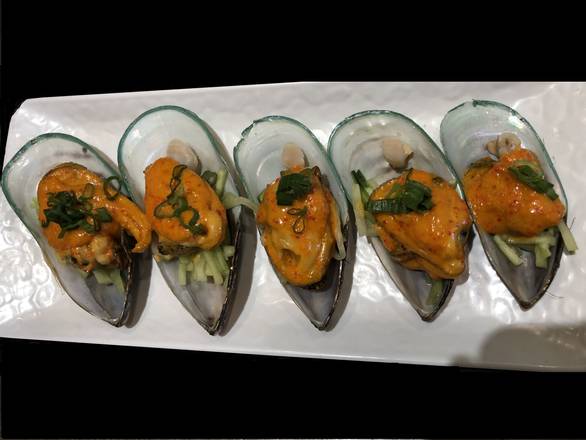Order Spicy Grilled Mussel food online from Sushi Island store, Queens on bringmethat.com