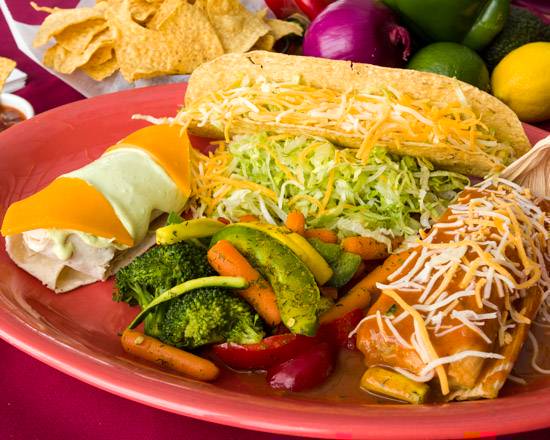 Order Tamale Fiesta food online from Paradiso Mexican Restaurant Fargo store, Fargo on bringmethat.com