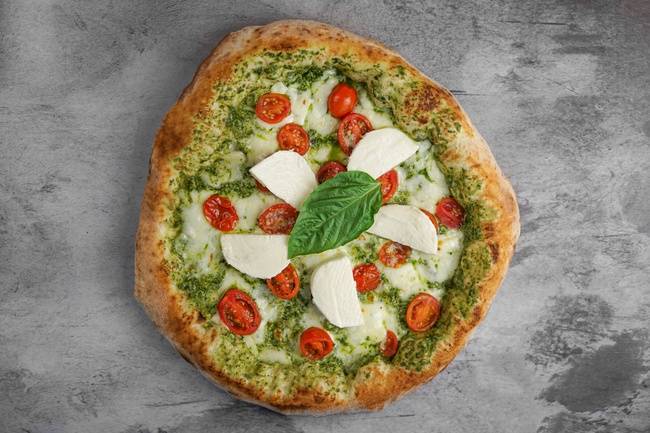 Order 10" L'Italiana Pizza food online from Pummarola store, Coral Gables on bringmethat.com