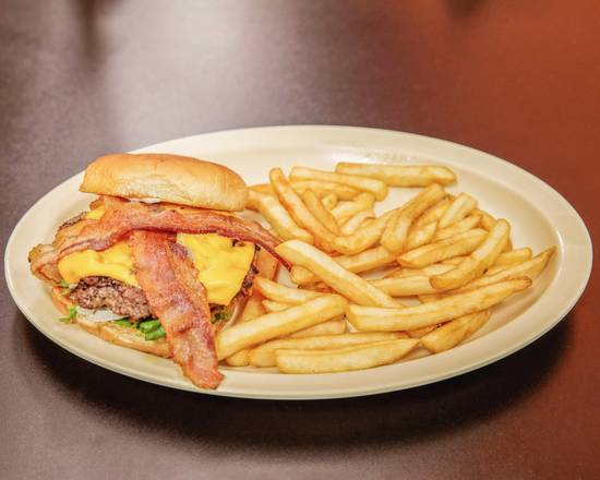 Order Bacon Cheese Burger (8 oz) food online from Family Café & Diner store, Crystal on bringmethat.com