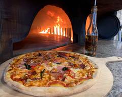La Pizza au feu de bois