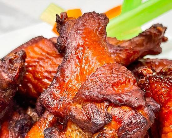 Order Naked Wings food online from Three Kings Pub By Dirk Flanigan store, Arlington Heights on bringmethat.com